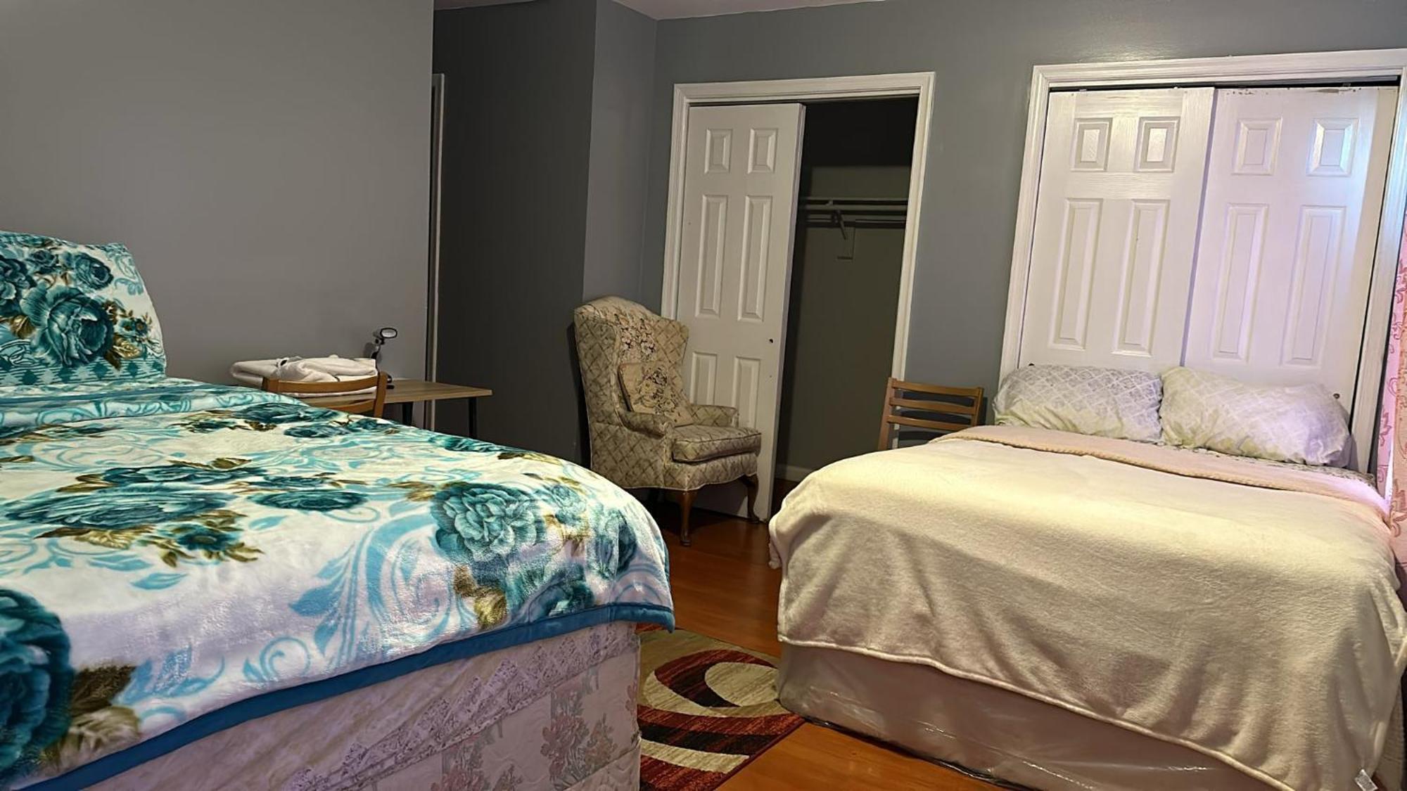 Divine Villa Guest House 65 Sherman 6Mins To Airport And 4Mins To Penn Station Нюарк Екстериор снимка